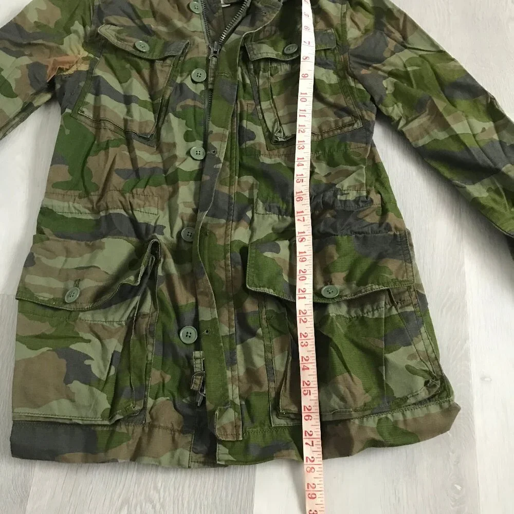 J CREW CAMO GREEN  PARKA JACKET GREEN HOODED ZIP BUTTON WOMENS XS